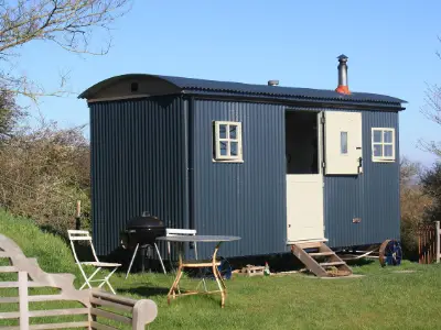 Staying in a Shepherd’s Hut: The Ultimate Guide to This Quirky UK Escape