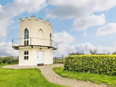 What Is a Quirky Holiday Cottage? (And Why Everyone Wants One)