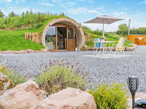 Glamping pods